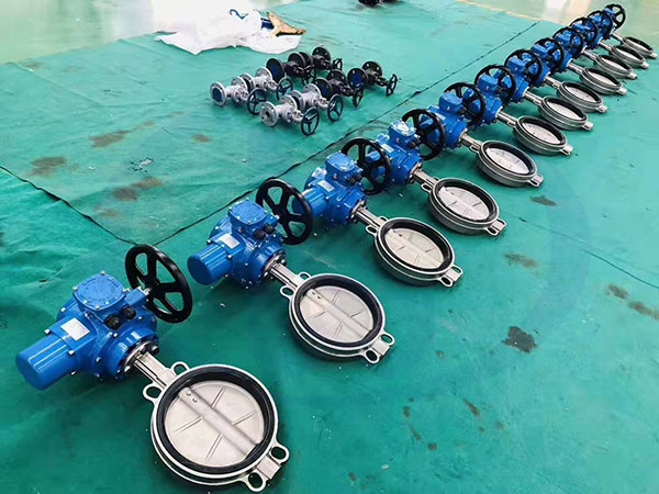 不銹鋼電動對夾蝶閥打包發(fā)貨準(zhǔn)備中